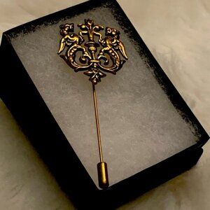 Vintage Double Lion Crest Stick Pin Shield Brooch Copper Tone Lapel